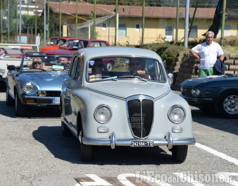 Roletto: festa patronale concorso di pittura, auto storiche e scassabudelle