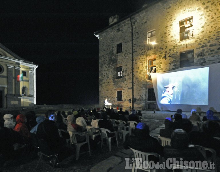 Attorno alla Fortezza, spettacoli di metà agosto