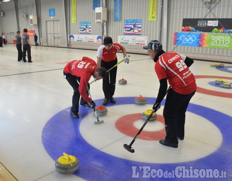 Curling ,Ungheria campione a Pinerolo