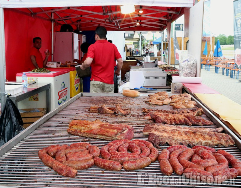 Vinovo : Grigliatori e Street Food all ippodromo di Vinovo