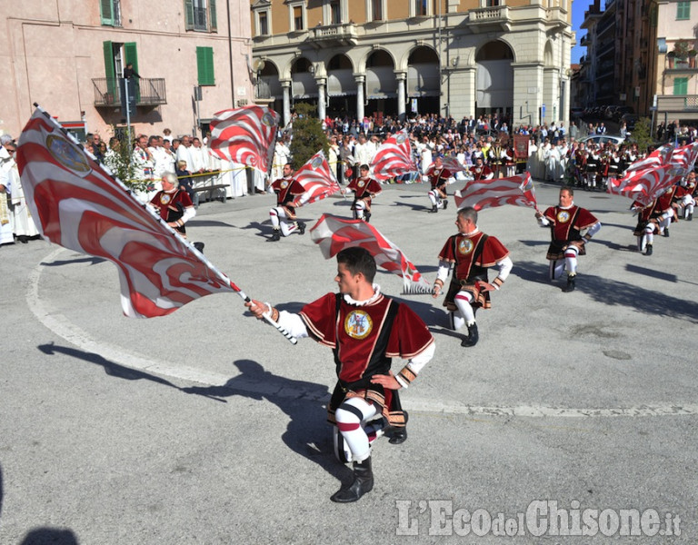 Ieri a Fossano l&#039;ordinazione episcopale di mons. Olivero