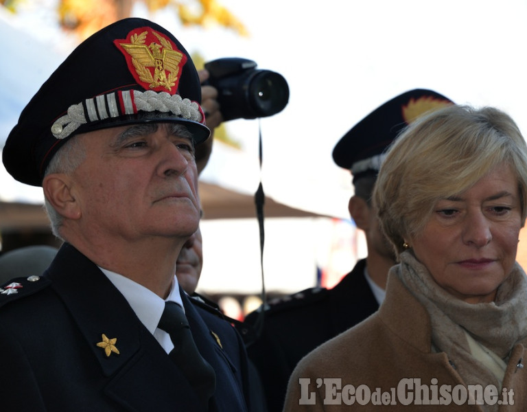 Pinerolo, la Ministra Pinotti ha inaugurato la nuova caserma dei Carabinieri