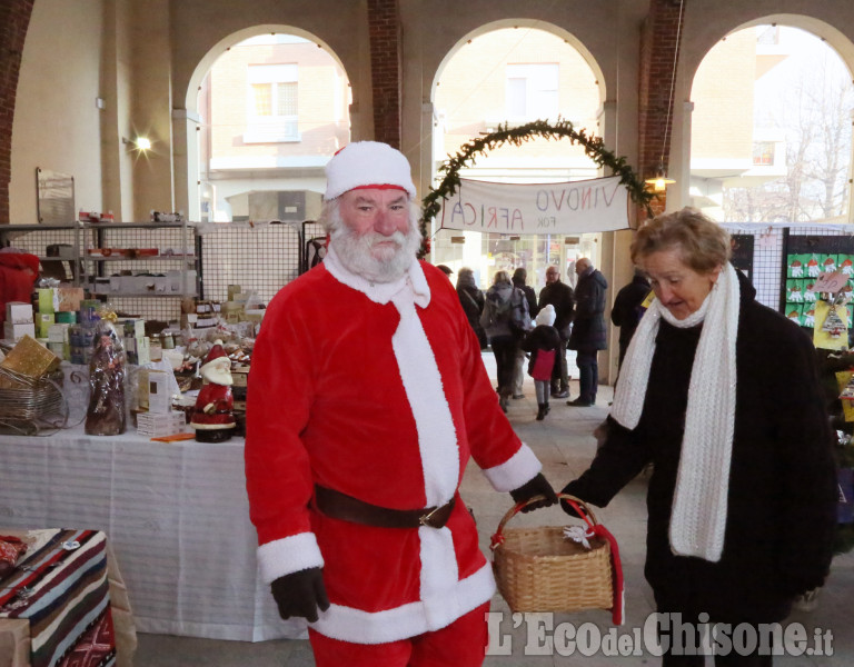 Vinovo: festa del Comune, mercatini di Natale e “Vinovo for Africa&quot;