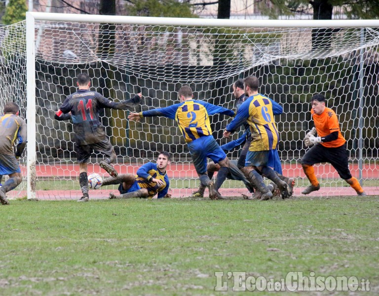 Calcio Seconda categoria: Giaveno allunga in vetta