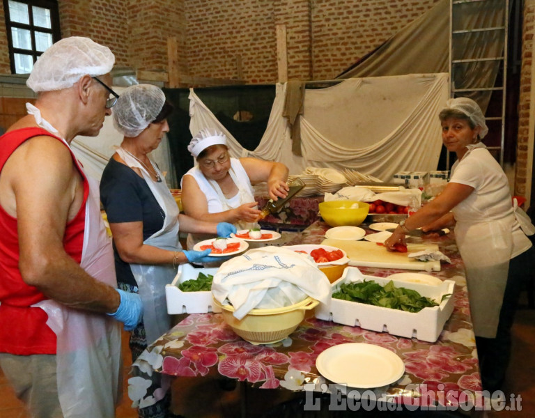 Vinovo: pizza montanara 