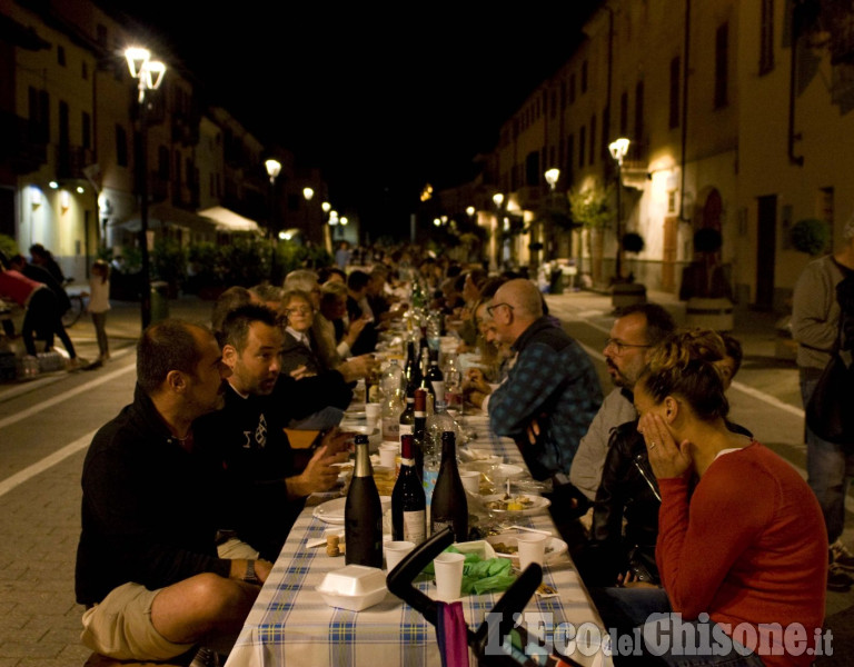 Villafranca cena sotto le stelle a Villafranca. 