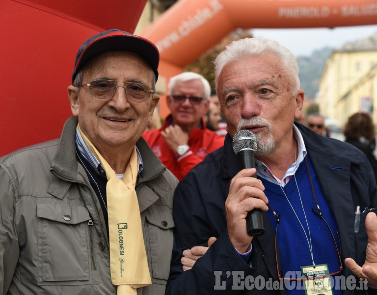 Pinerolo: 6° Raduno auto e moto del passato