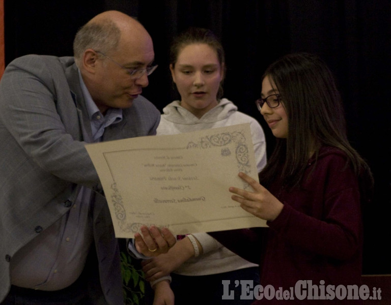 Moretta . cerimonia di premiazione  : concorso letterario &quot;Il filo delle parole&quot; in Cascina San Giovanni. 