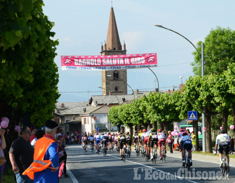 Il passaggio del Giro d&#039;Italia a Bagnolo (tappa Cuneo-Pinerolo)