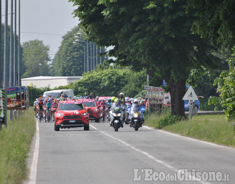 Giro d&#039;Italia 2019: la partenza della tappa Pinerolo-Ceresole Reale