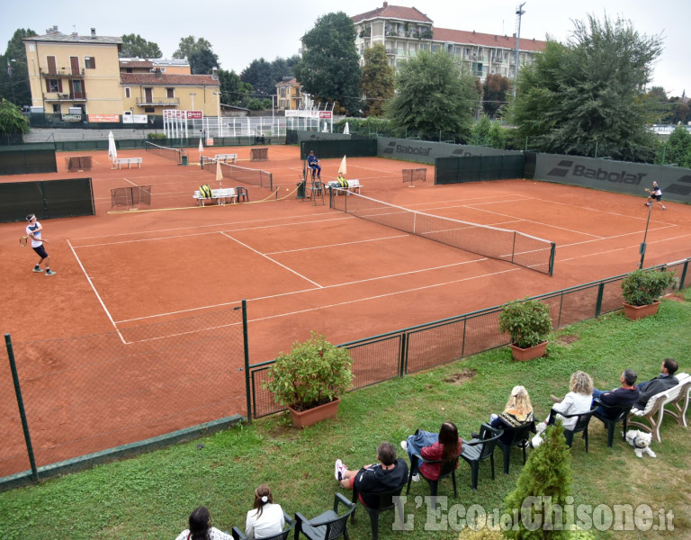 Pinerolesi di tennis, la firma di un casalese