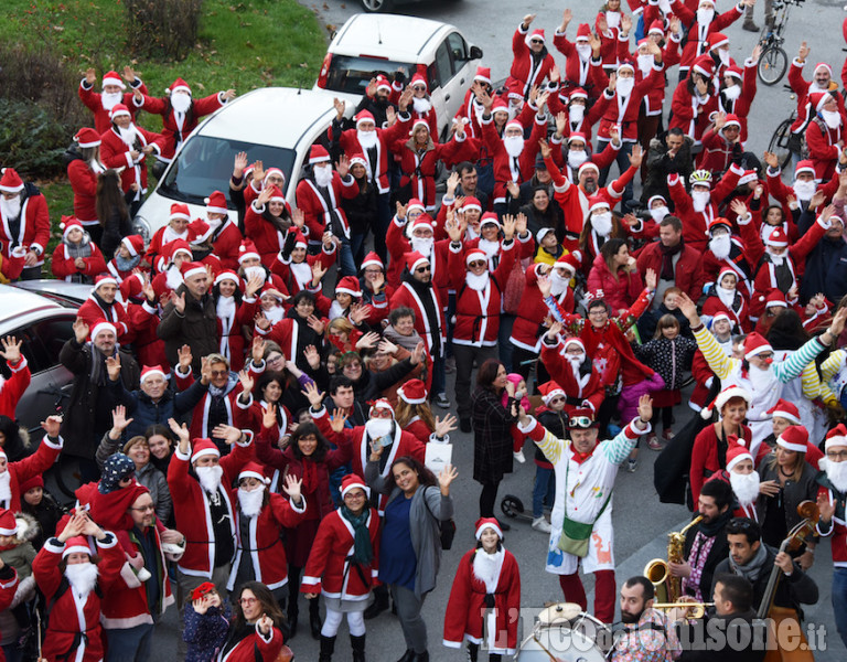 Pinerolo: I Babbi Natale in Pediatria