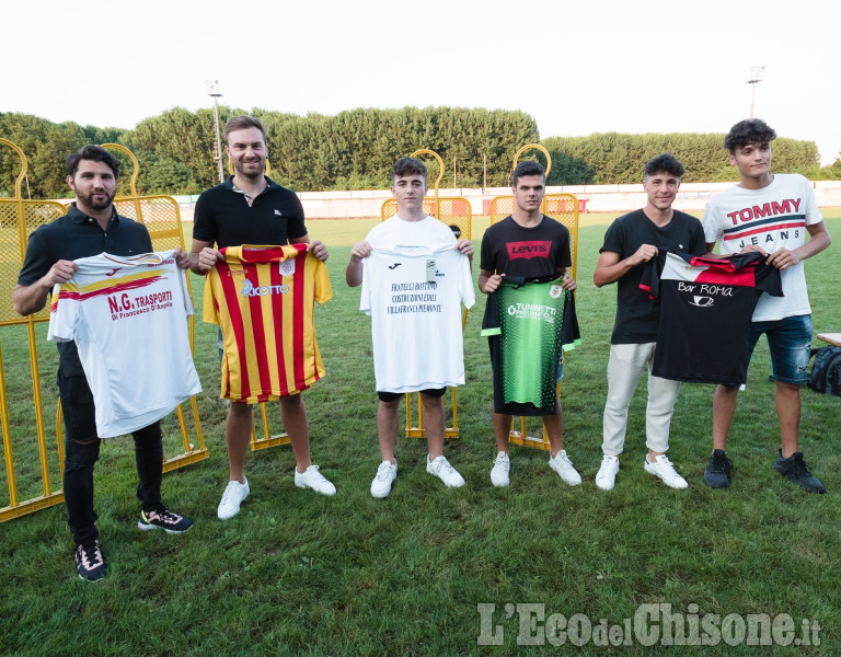 Villafranca:  Presentazione della squadra di calcio