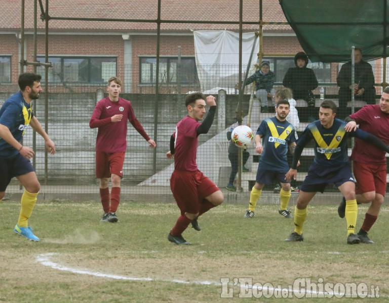 Calcio Seconda categoria: pari tra Castagnole e Giaveno