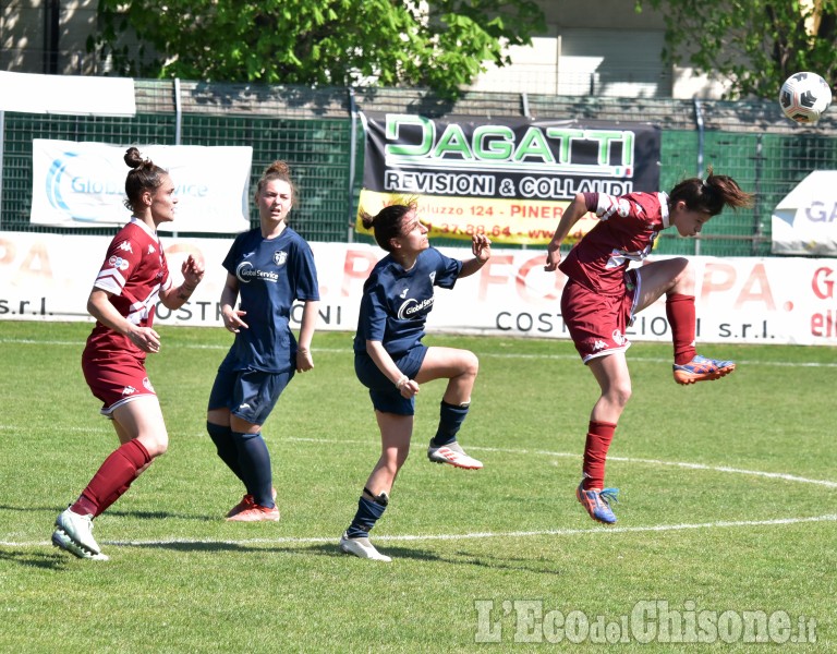 Calcio femminile: Pinerolo perde il big-match contro l'Arezzo