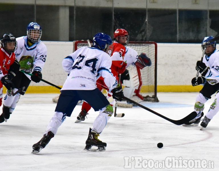 Hockey ghiaccio"Olimpico" Pinerolo tra tornei e raduni