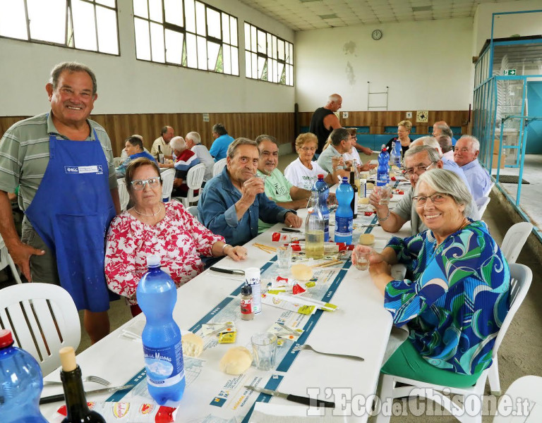 Lombriasco, partecipato il pranzo di Ferragosto targato Pro Loco