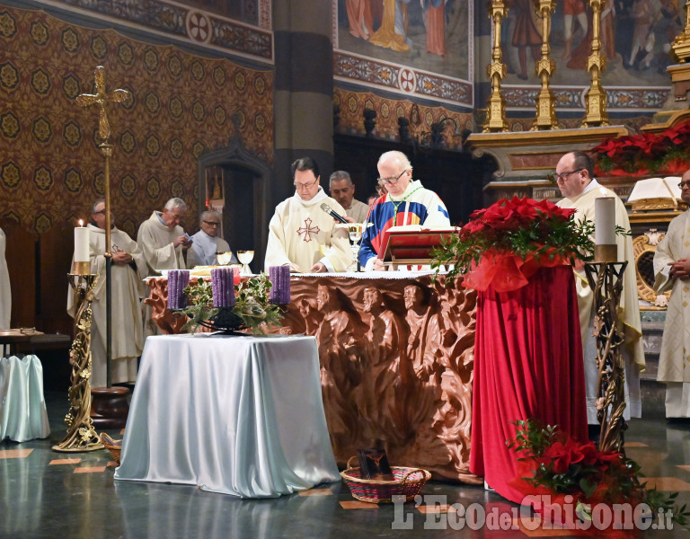 Pinerolo: Apertura  dell'anno giubilare in Cattedrale