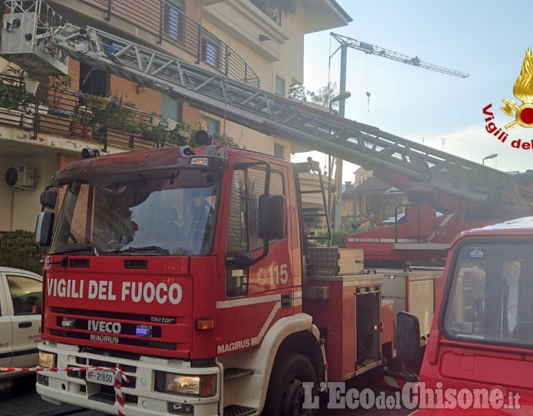 Pinerolo: fiamme in un alloggio di via Montebello, l’intervento dei Vigili del fuoco