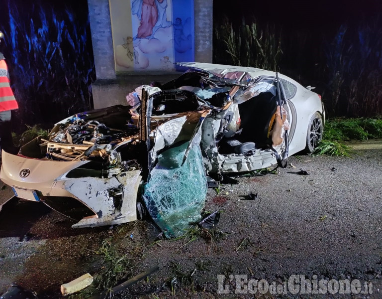 Virle: auto contro pilone votivo, due feriti gravi la scorsa notte