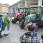 Piossasco: la benedizione dei mezzi agricoli in occasione di san Martino