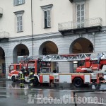 Pinerolo: fiamme in un locale in pieno centro, l'intervento dei Vigili del fuoco