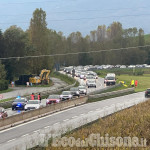 Moto contro guard rail sulla tangenziale di Pinerolo, morto motociclista