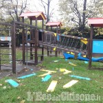 Orbassano: vandali in azione al parco giochi di via Di Nanni