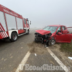 Castagnole: schianto nella nebbia tra auto e camion, ferita una donna