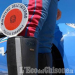 Pinerolo: documenti falsi e carte di pagamento clonate, due arrestati dalla Polizia stradale