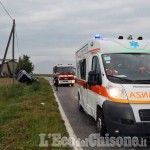 Villafranca: auto fuori strada sulla Sp151, muore una donna di 53 anni